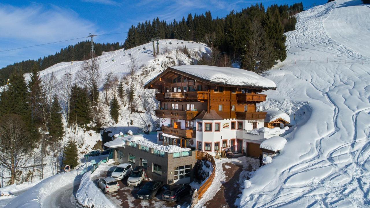 Appartement-Gaestehaus Marie Anderl Saalbach-Hinterglemm Dış mekan fotoğraf